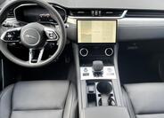 Jaguar F-Pace 12
