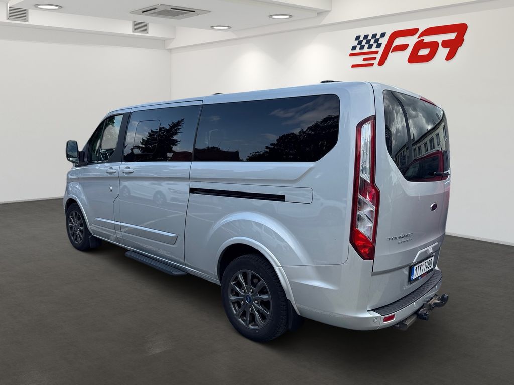 Ford Tourneo Custom