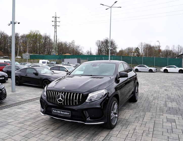 Mercedes-Benz GLE 2