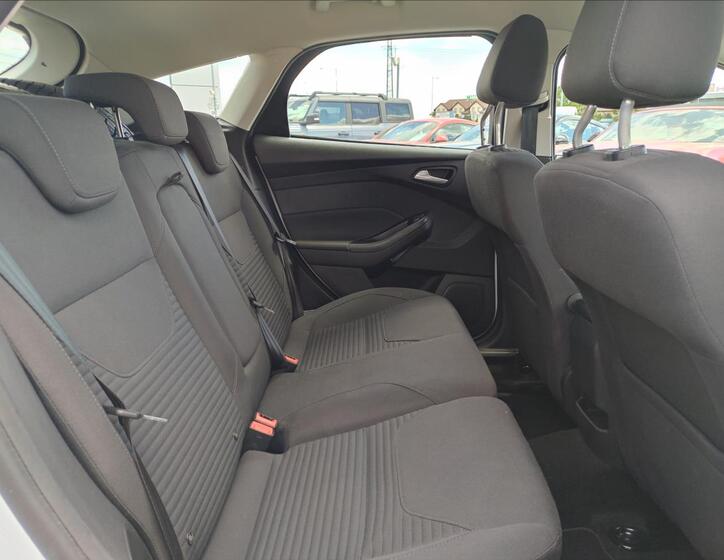 Ford Focus 12