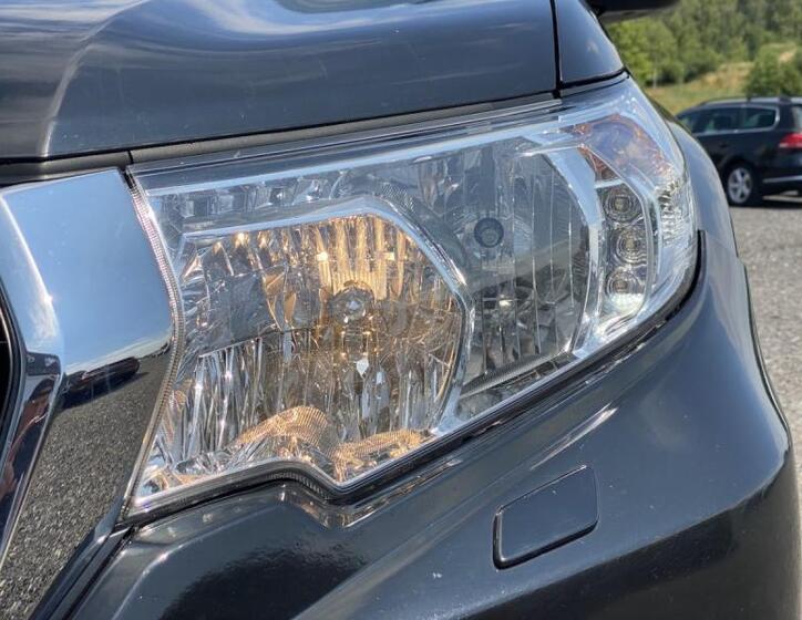 Toyota Land Cruiser 8