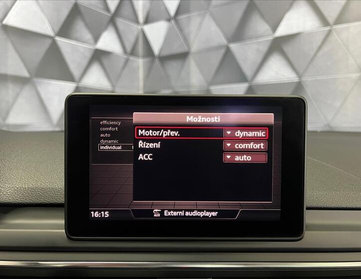 Audi A4 19