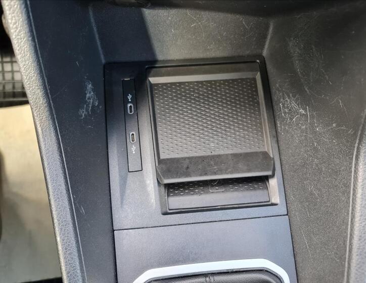 Volkswagen Caddy 23
