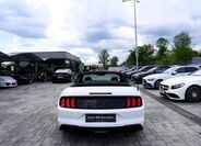 Ford Mustang 12