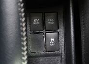 Toyota Yaris 33
