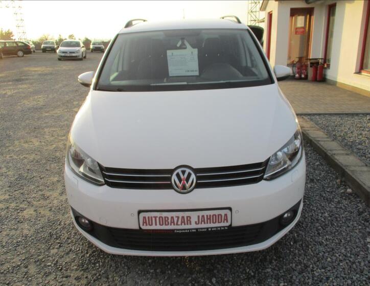 Volkswagen Touran 2
