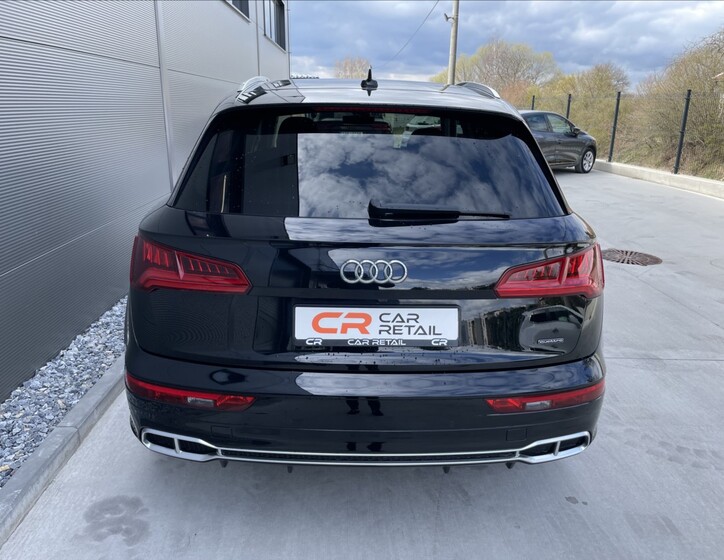 Audi Q5 4