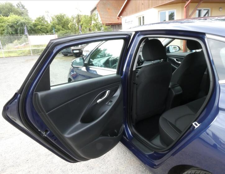Hyundai i30 21