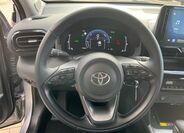 Toyota Yaris Cross 19