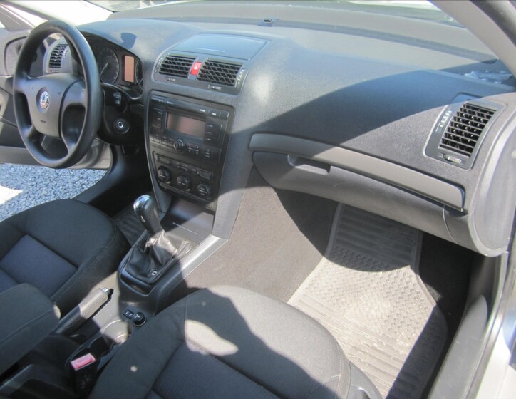 Škoda Octavia 15