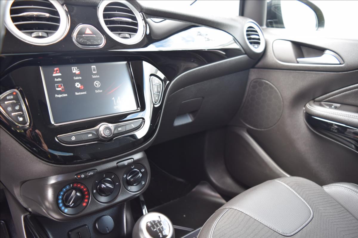 Opel Adam