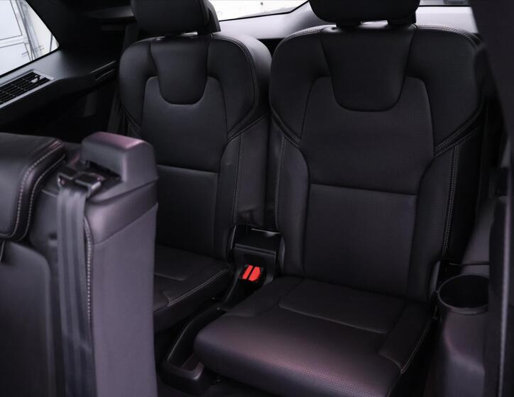 Volvo XC90 18