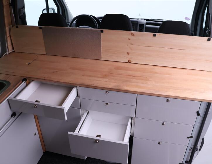 Mercedes-Benz Sprinter 18