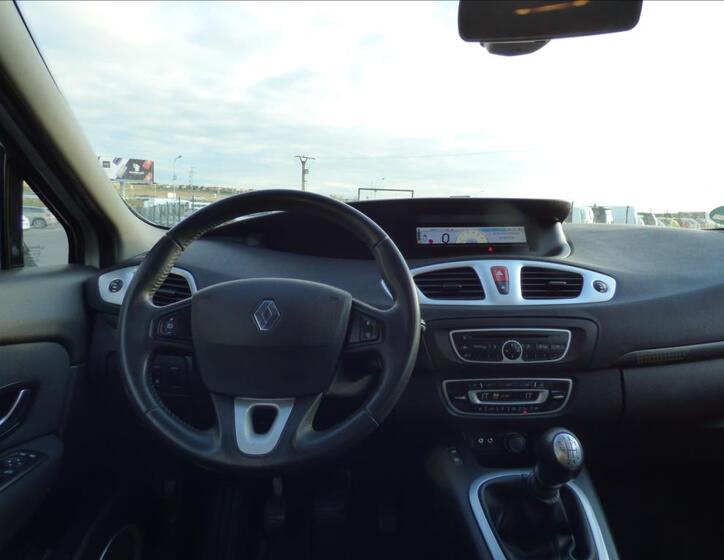 Renault Grand Scénic 12