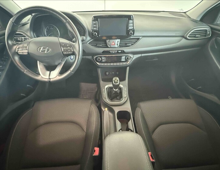 Hyundai i30 9