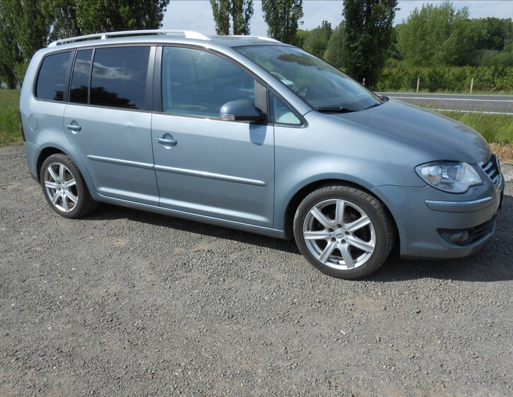 Volkswagen Touran 5
