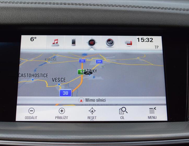 Opel Insignia 40