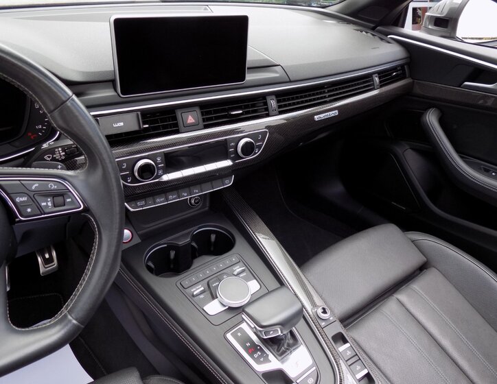 Audi S5 25