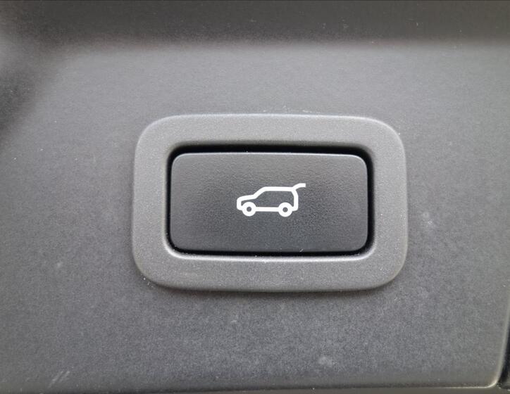 Land Rover Range Rover Velar 34