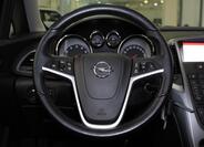 Opel Astra 9