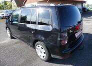 Volkswagen Touran 5