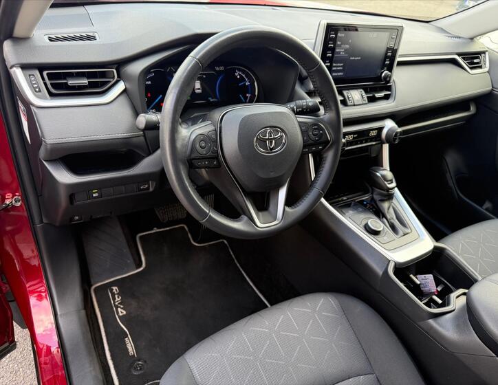 Toyota RAV4 7