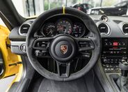Porsche Cayman 6