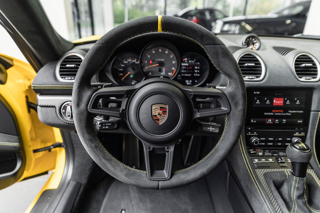 Porsche Cayman