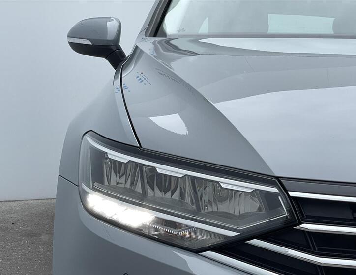 Volkswagen Passat 19