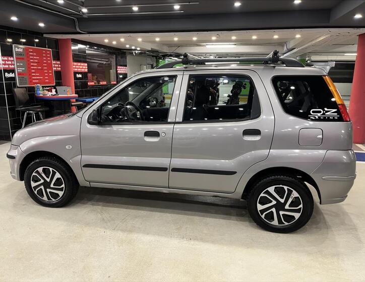 Subaru Justy 8