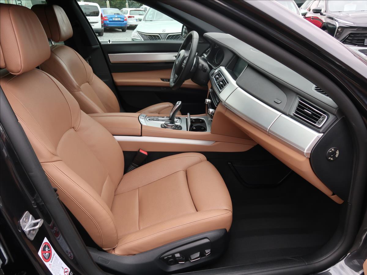 BMW Řada 7