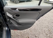 Volkswagen Golf 26