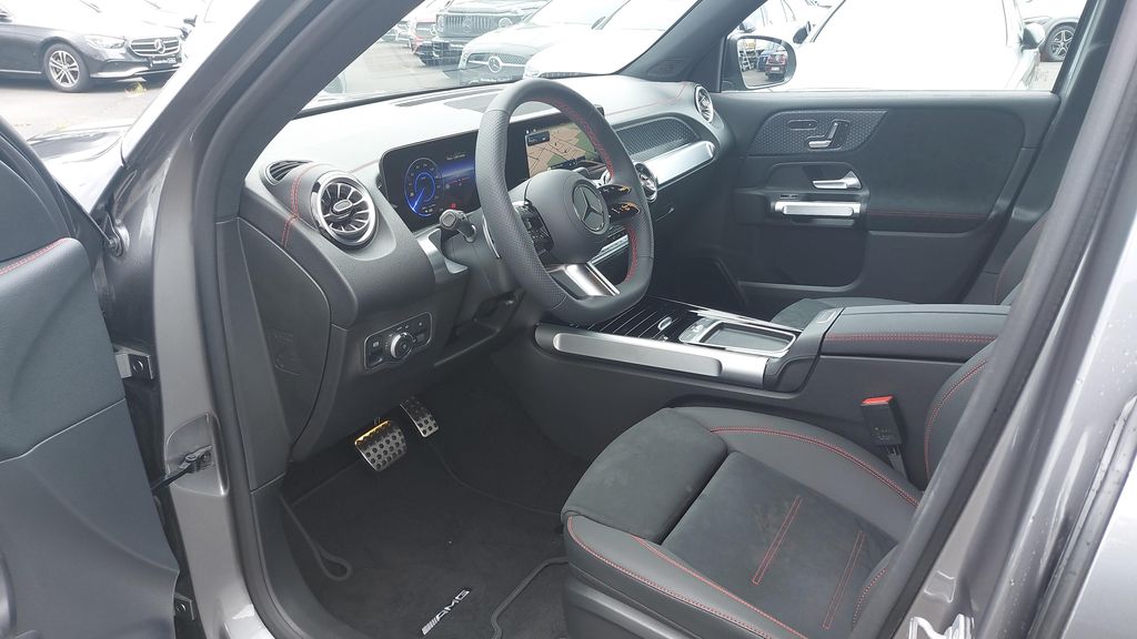 Mercedes-Benz EQB