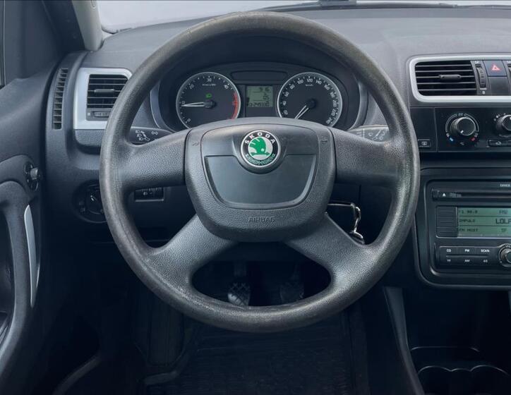 Škoda Roomster 13