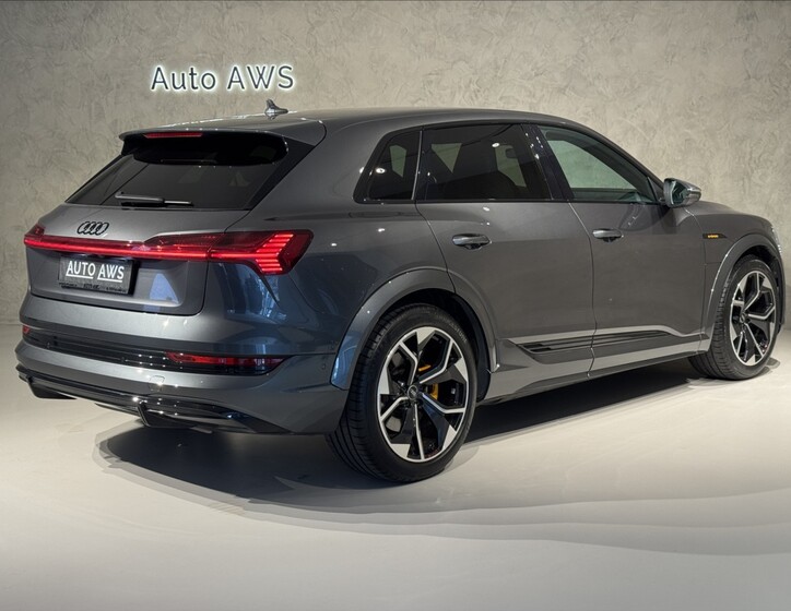 Audi e-tron 8