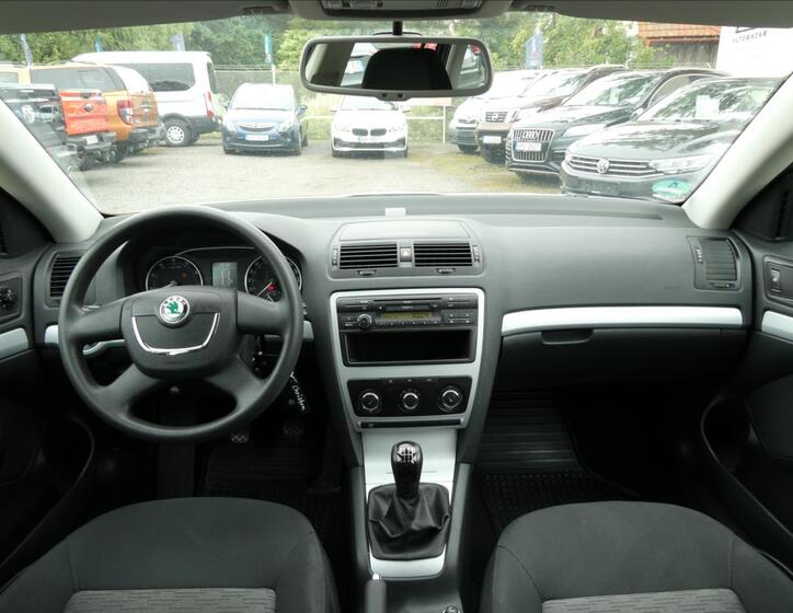 Škoda Octavia 24