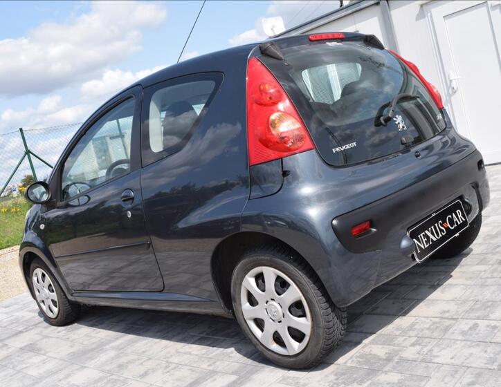 Peugeot 107 6