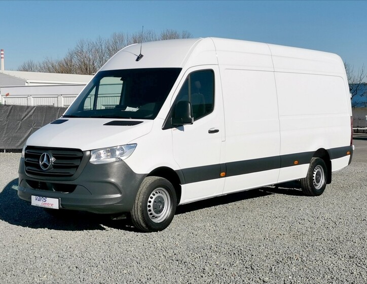 Mercedes-Benz Sprinter 1
