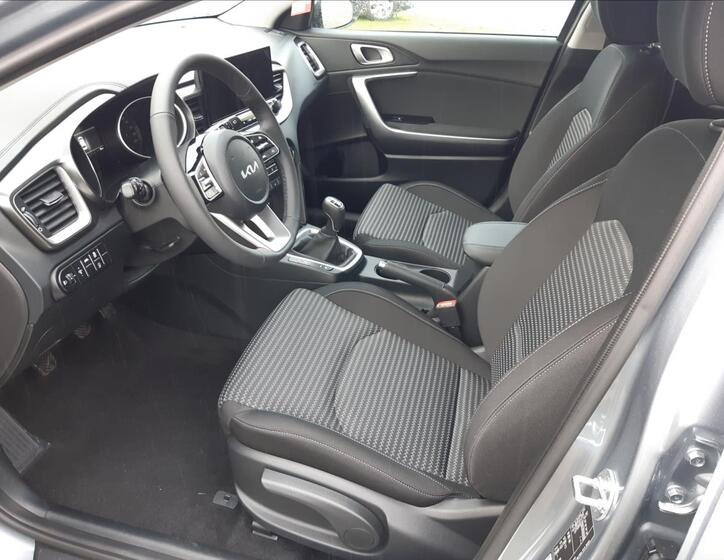 KIA Ceed 11
