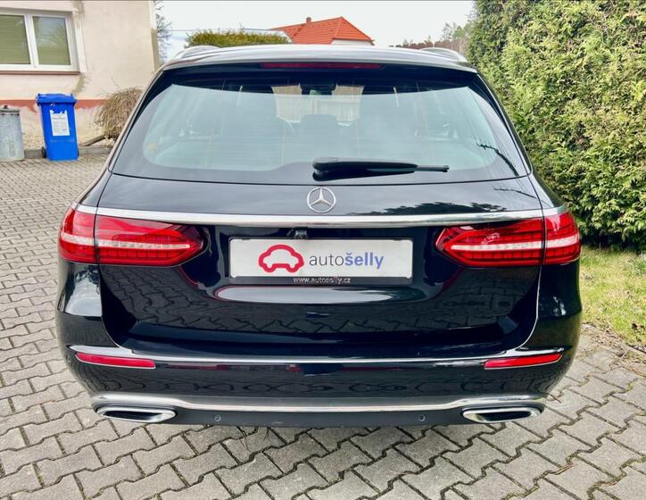 Mercedes-Benz Třídy E 4