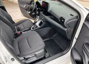 Toyota Yaris 19