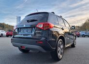 Suzuki Vitara 5