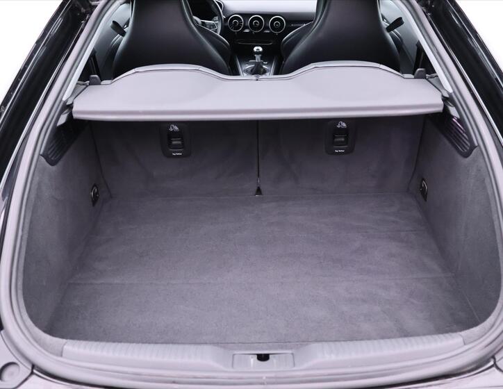 Audi TT 10