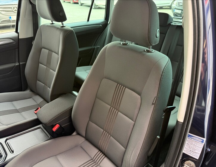 Volkswagen Golf Sportsvan 9