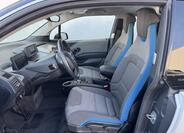BMW i3 6