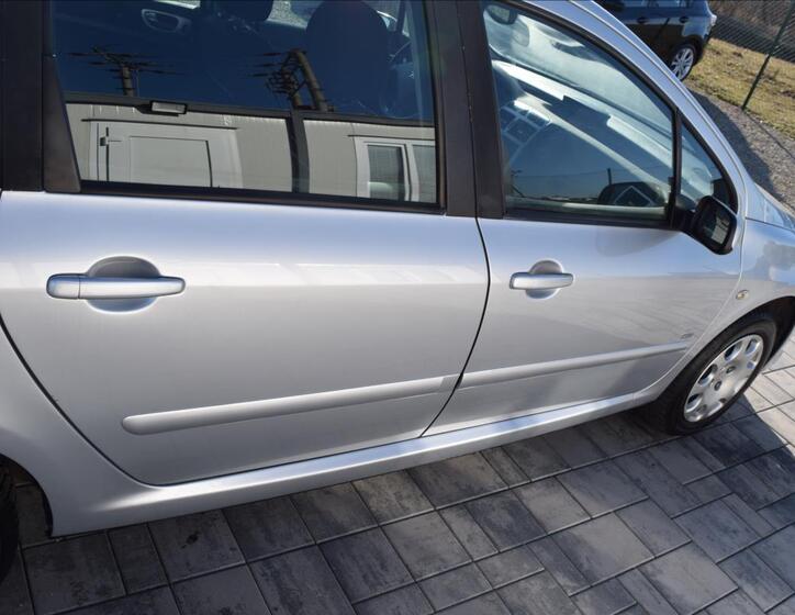 Peugeot 307 11