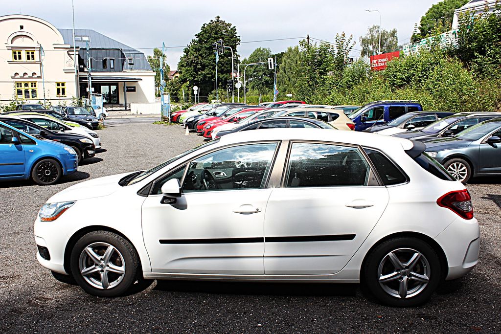 Citroën C4