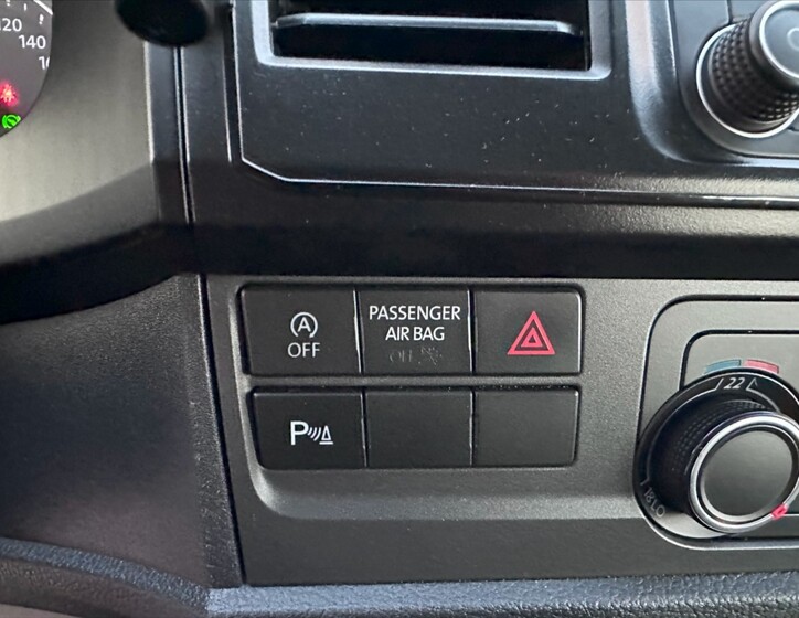 Volkswagen Transporter 22