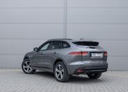 Jaguar F-Pace 7