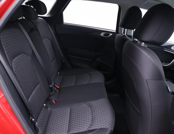 KIA Ceed 13